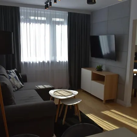 W Centrum Przy Parku Na Wyspie Apartamento Piła