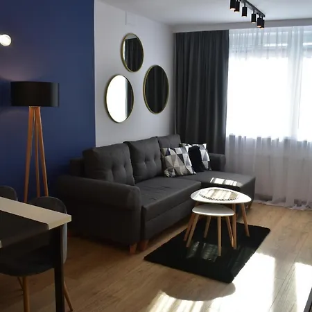 W Centrum Przy Parku Na Wyspie Apartment Pila